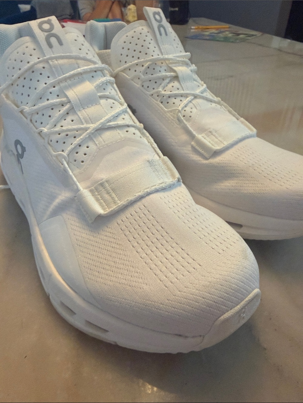 OnCloud Cloudtec Running Women’s Size 10 White Athletic Sneakers Lightweight